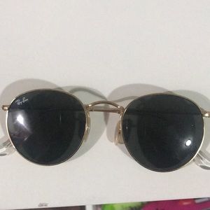 Round metal ray bans